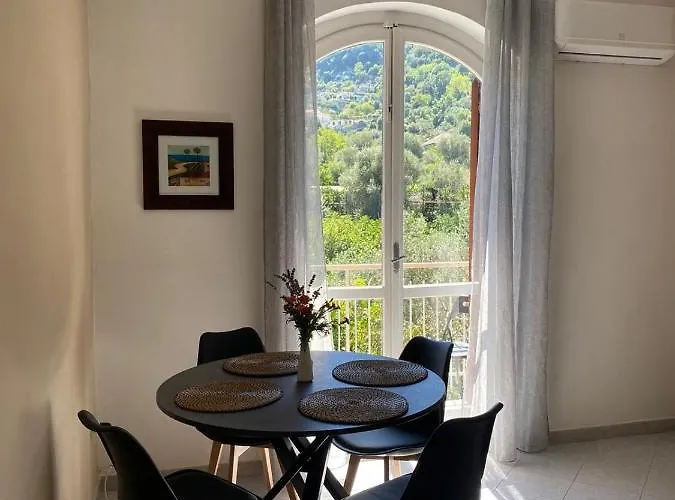 Sun Center * Sorrento